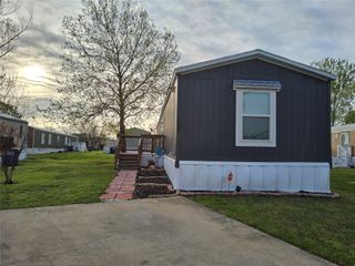 909 Town Sq, Princeton, TX 75407