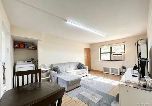 67-67 136TH STREET A, Flushing, NY 11367
