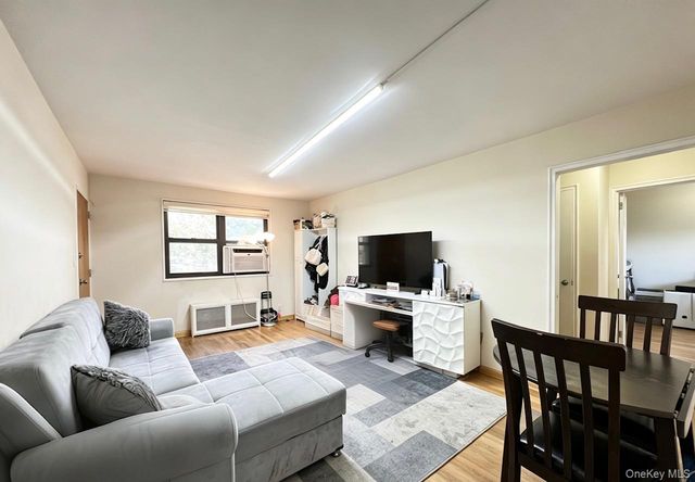 67-67 136TH STREET A, Flushing, NY 11367