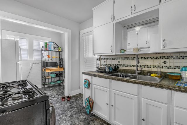 5969 Park Place, Hammond, IN 46320