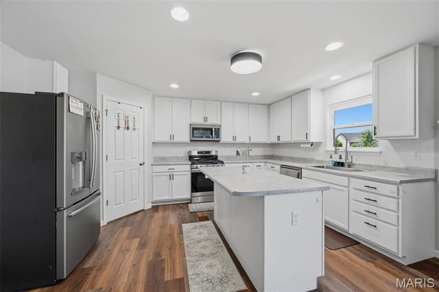211 Pearl Vista Drive, O'fallon, MO 63366
