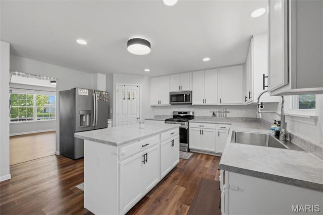 211 Pearl Vista Drive, O'fallon, MO 63366