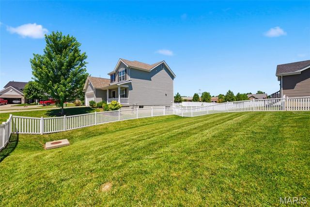 211 Pearl Vista Drive, O'fallon, MO 63366