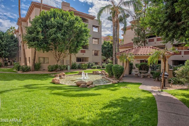 5104 N 32nd Street Unit 307, Phoenix, AZ 85018