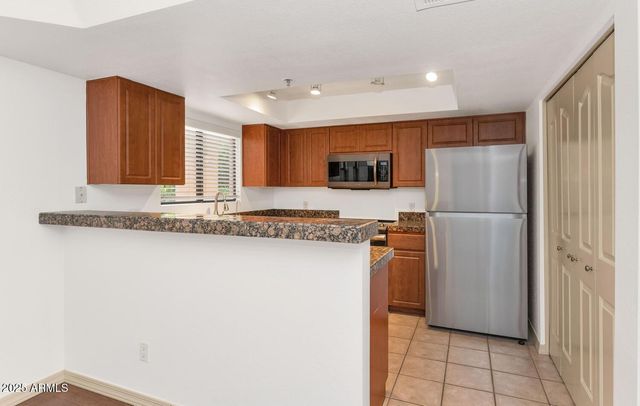 5104 N 32nd Street Unit 307, Phoenix, AZ 85018