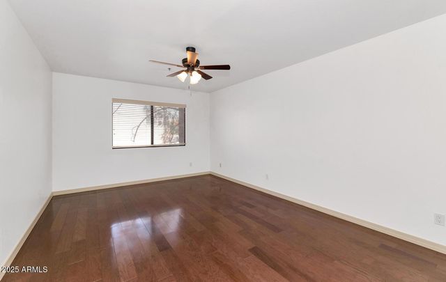 5104 N 32nd Street Unit 307, Phoenix, AZ 85018