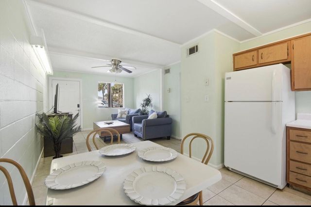 315 Bream. Ave Unit Avenue 106, Fort Walton Beach, FL 32548