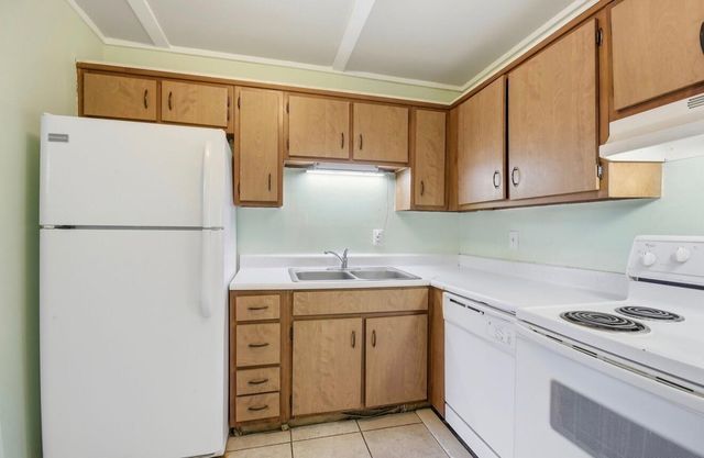 315 Bream. Ave Unit Avenue 106, Fort Walton Beach, FL 32548