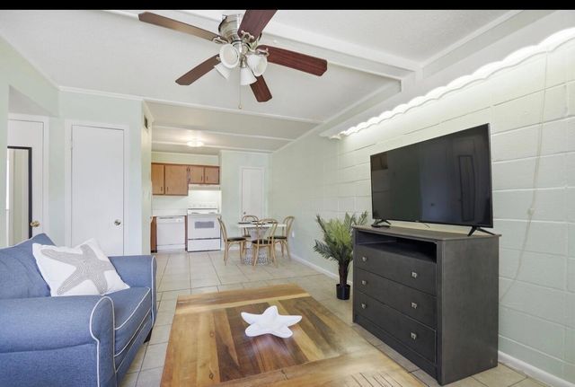 315 Bream. Ave Unit Avenue 106, Fort Walton Beach, FL 32548