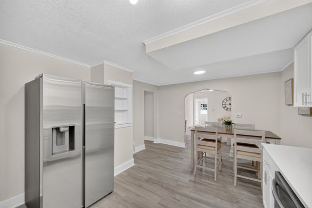 4110 2nd Avenue, Des Moines, IA 50313