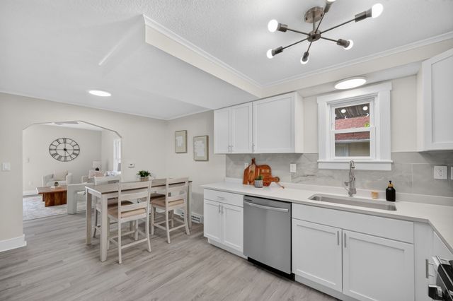 4110 2nd Avenue, Des Moines, IA 50313