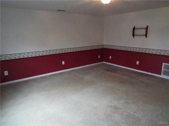 111 Bennett Street, Dewitt, NY 13057