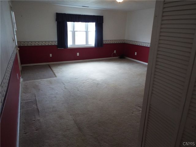111 Bennett Street, Dewitt, NY 13057