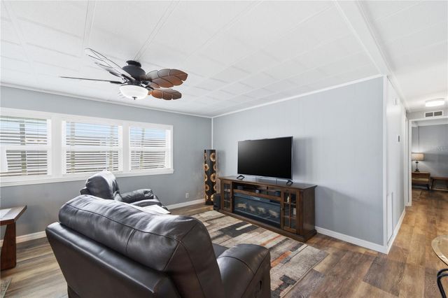 84 JACARANDA DRIVE 15, Safety Harbor, FL 34695