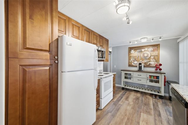 84 JACARANDA DRIVE 15, Safety Harbor, FL 34695