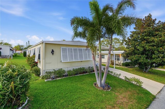 84 JACARANDA DRIVE 15, Safety Harbor, FL 34695