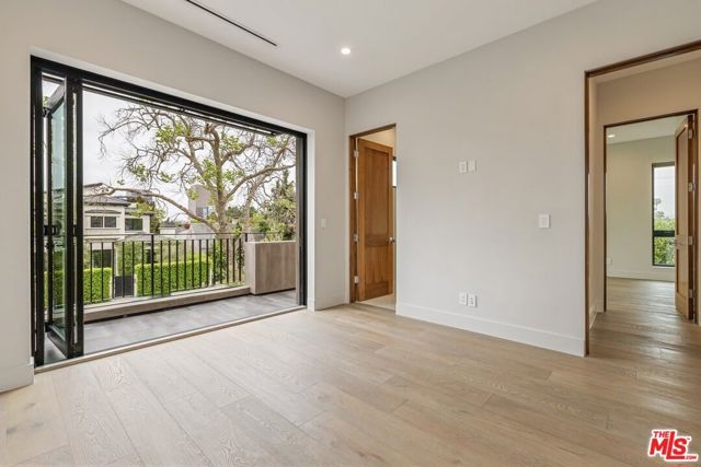 6361 Drexel Avenue, Los Angeles, CA 90048