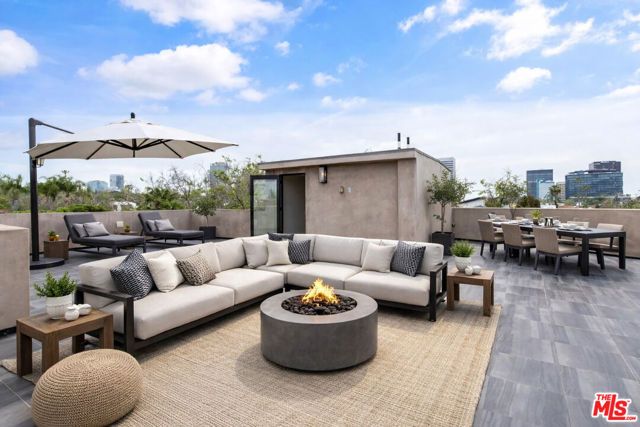 6361 Drexel Avenue, Los Angeles, CA 90048