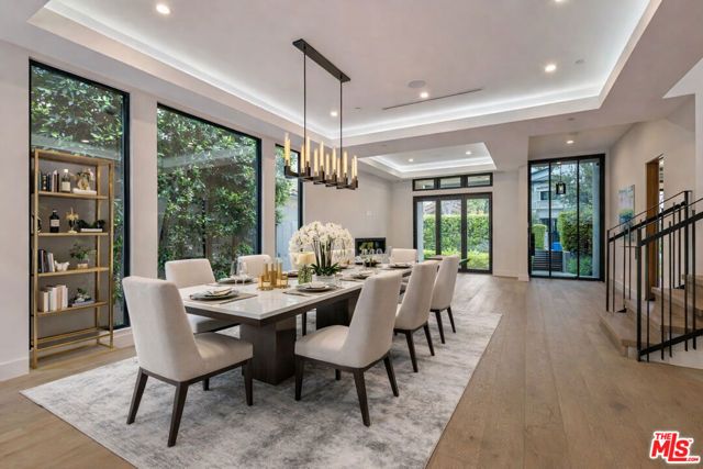 6361 Drexel Avenue, Los Angeles, CA 90048