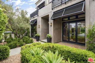 6361 Drexel Avenue, Los Angeles, CA 90048