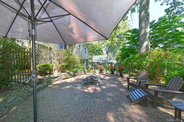 121 Van Buren Drive, Centerport, NY 11721