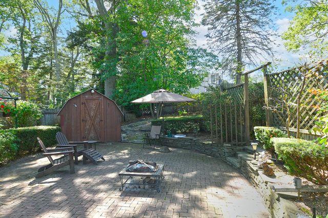 121 Van Buren Drive, Centerport, NY 11721