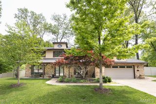 107 W Brittany Lane, O'fallon, IL 62269