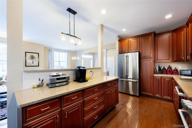 43 Putters Way, Middletown, NY 10940