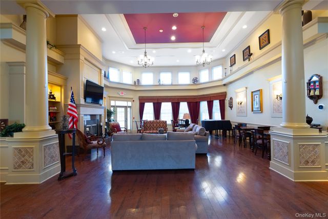 43 Putters Way, Middletown, NY 10940