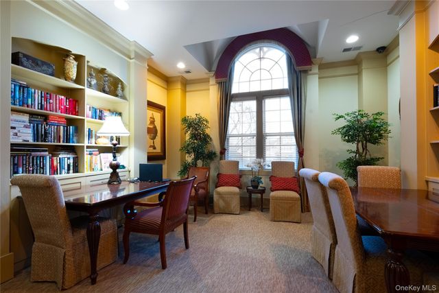 43 Putters Way, Middletown, NY 10940