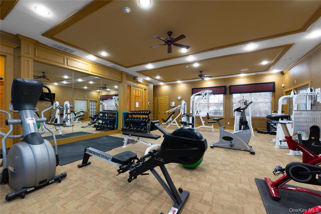 43 Putters Way, Middletown, NY 10940