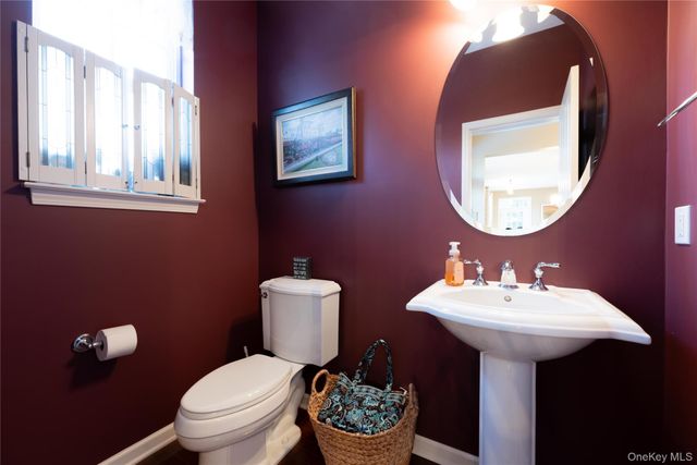 43 Putters Way, Middletown, NY 10940