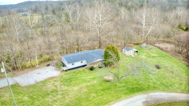 1030 Cross Road Pike, Corinth, KY 41010