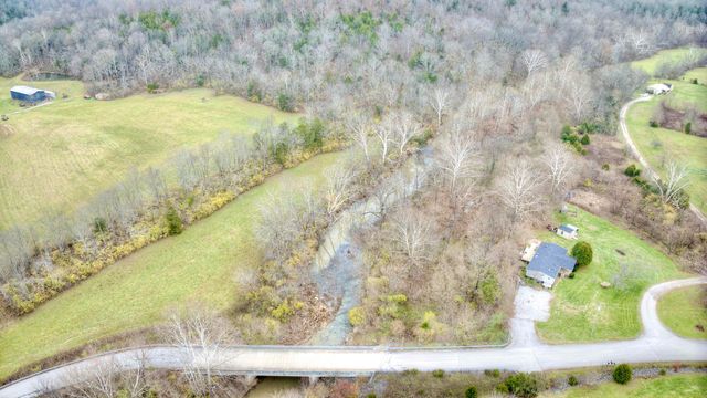 1030 Cross Road Pike, Corinth, KY 41010