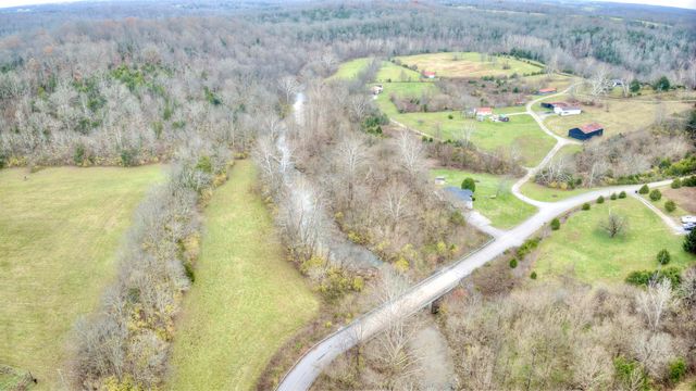 1030 Cross Road Pike, Corinth, KY 41010