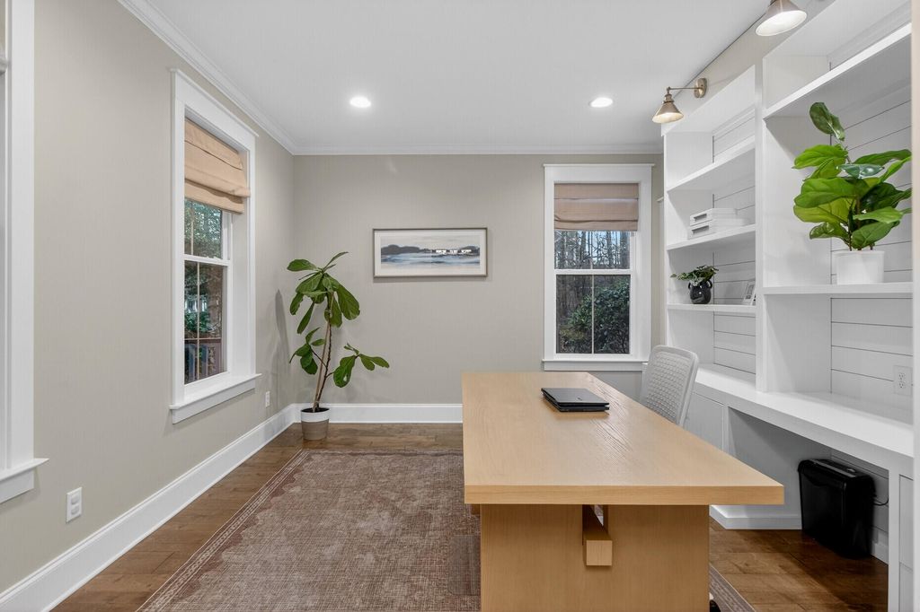 Image 10 of property listing at 128 Red Bay Lane, Summerville, SC 29483