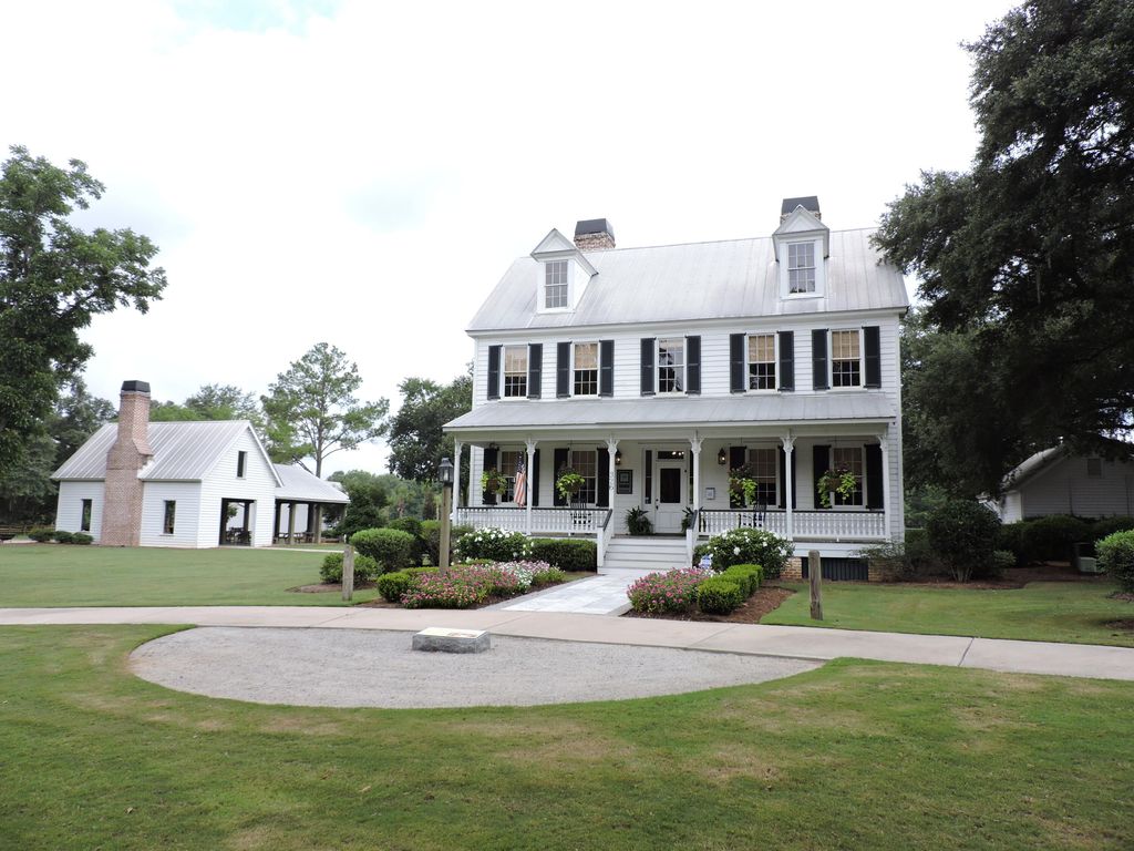 Image 73 of property listing at 128 Red Bay Lane, Summerville, SC 29483