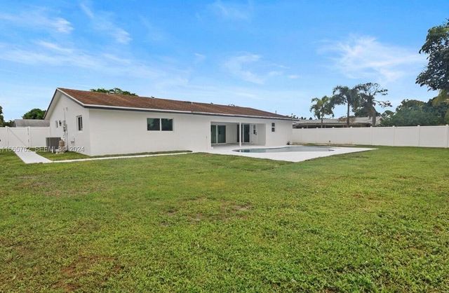 1780 SW 12th Street, Boca Raton, FL 33486
