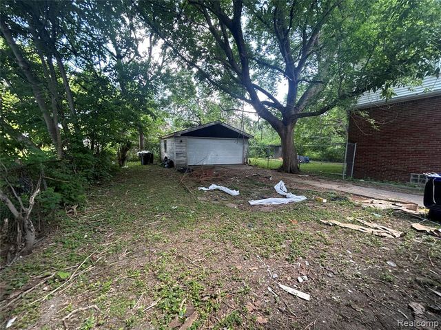 13067 Wade Street, Detroit, MI 48213