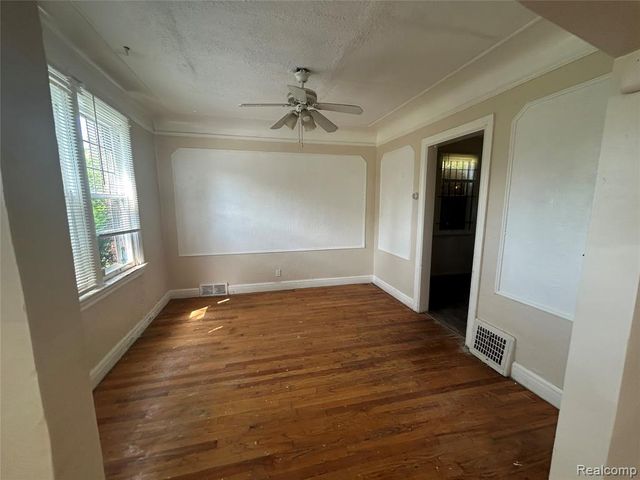 13067 Wade Street, Detroit, MI 48213