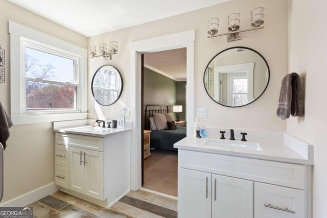 3935 Green Forest Lane SE, Smyrna, GA 30082