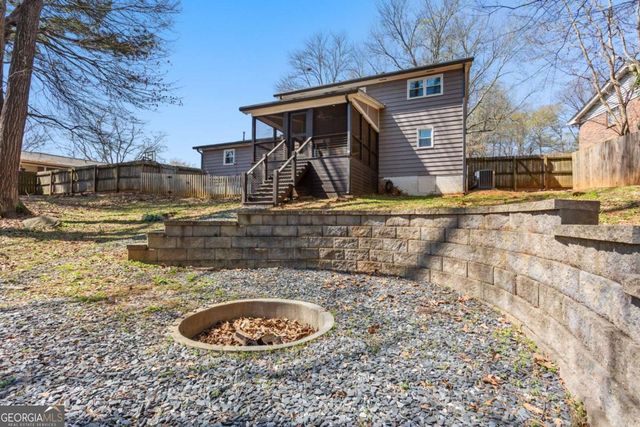 3935 Green Forest Lane SE, Smyrna, GA 30082