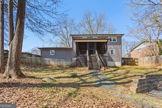 3935 Green Forest Lane SE, Smyrna, GA 30082