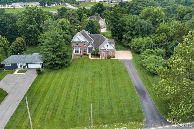 335 Summit Road, Fenton, MO 63026