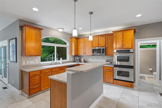335 Summit Road, Fenton, MO 63026