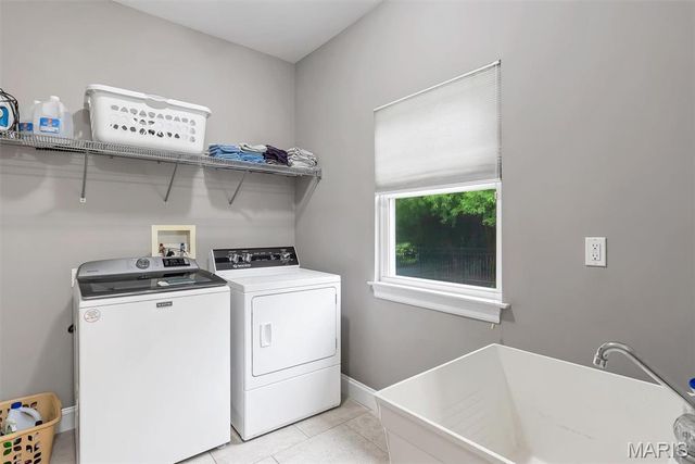 335 Summit Road, Fenton, MO 63026