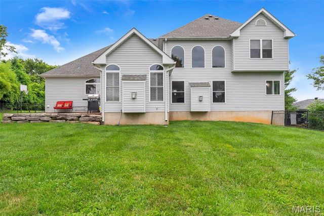 335 Summit Road, Fenton, MO 63026