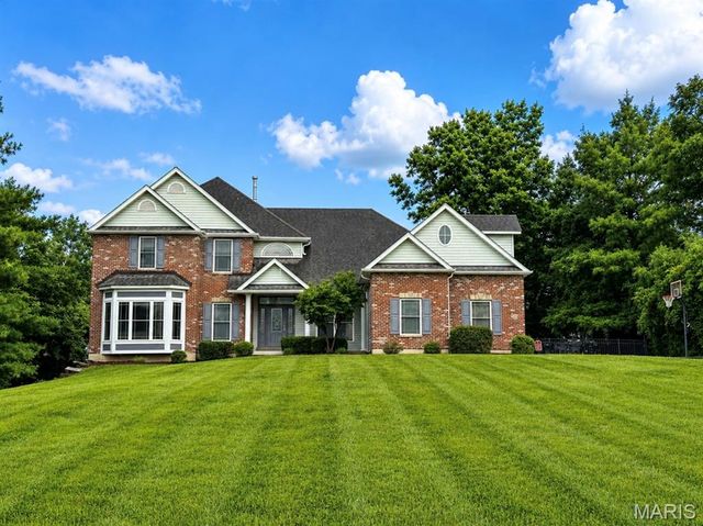 335 Summit Road, Fenton, MO 63026