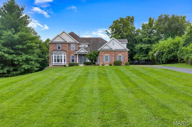 335 Summit Road, Fenton, MO 63026