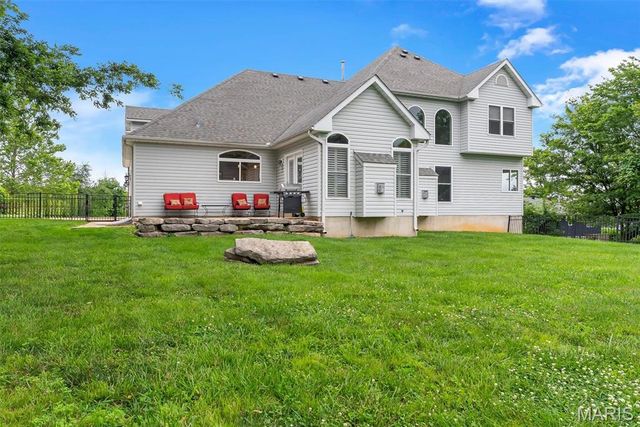 335 Summit Road, Fenton, MO 63026